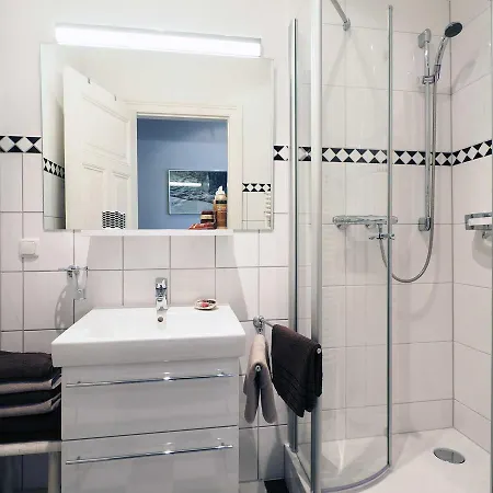 شقة Lucie Else 01 *